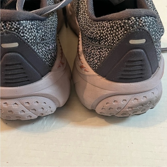 Brooks Adrenaline GTS 21 1203291B528 Women Running Shoes 8.5M Flaw - Picture 7 of 11